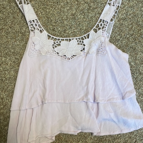 lavender tank with design - Picture 2 of 2